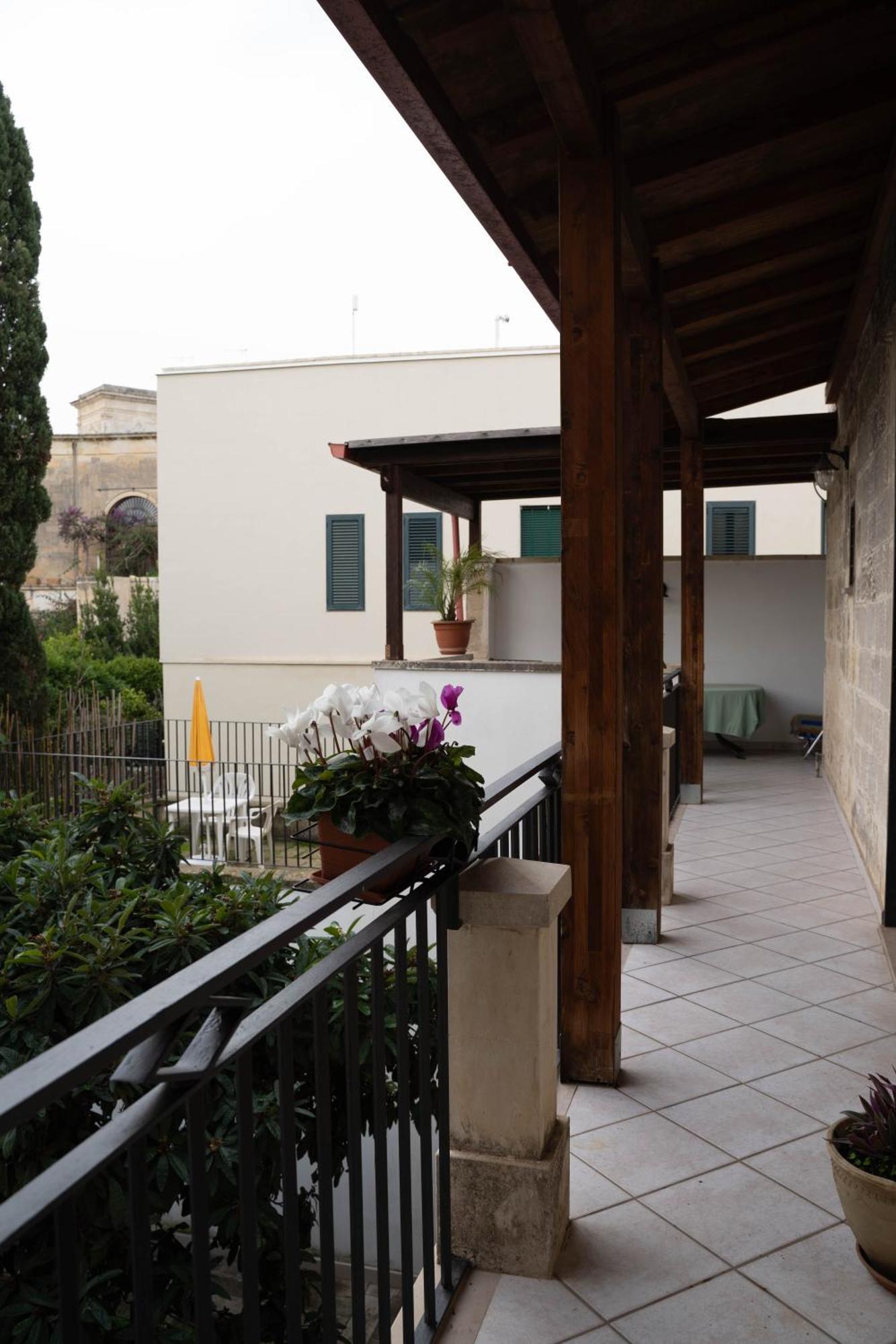 Victoria Apt - Historical Centre Lecce Exterior photo